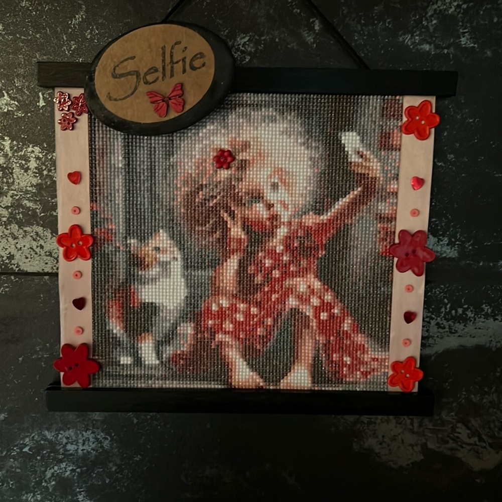 Custom Framed Art-Diamond Painting-"Selfie"